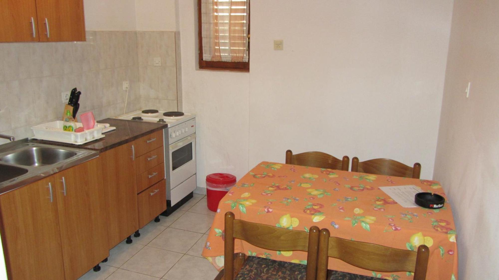 Bell Tower Apartments Tisno Habitación foto