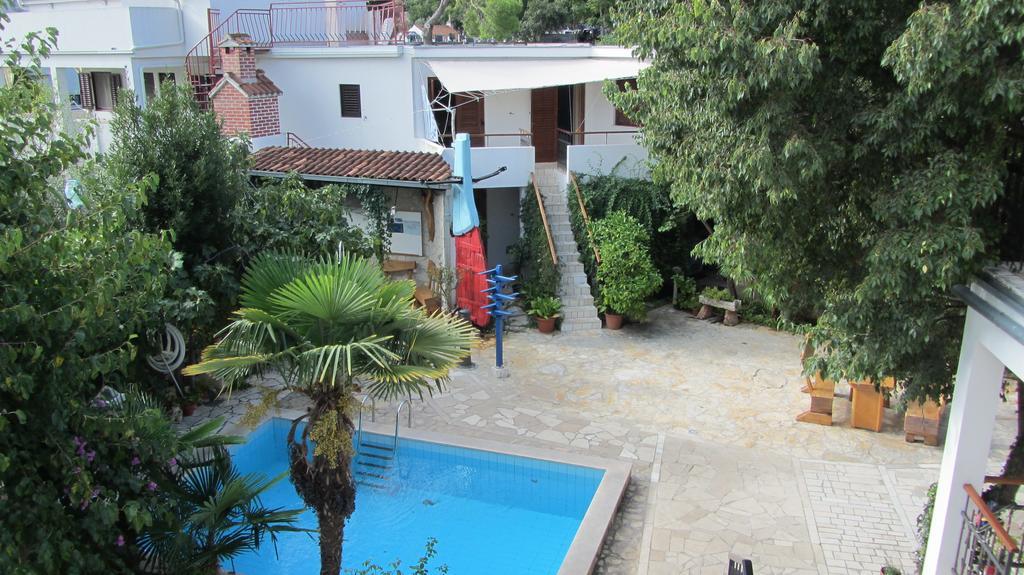 Bell Tower Apartments Tisno Exterior foto